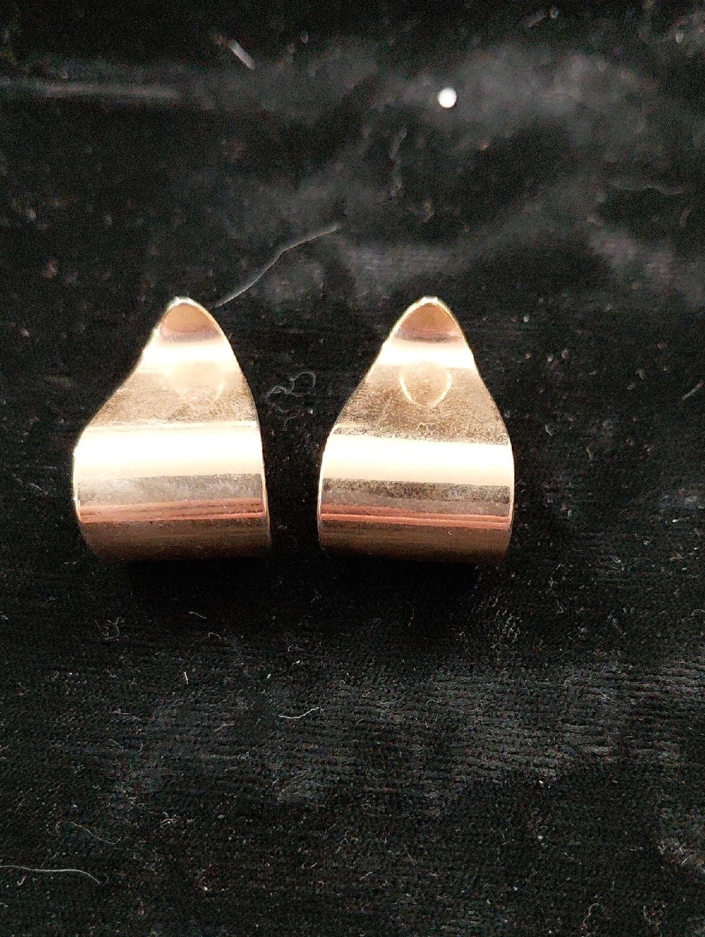 Vintage Avon Gold-Tone Curved Hoop Clip Earrings